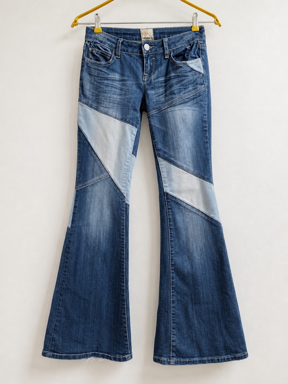 Women’s Y2K Two-Tone Patchwork Flare Jeans – Bell Bottoms Size 4